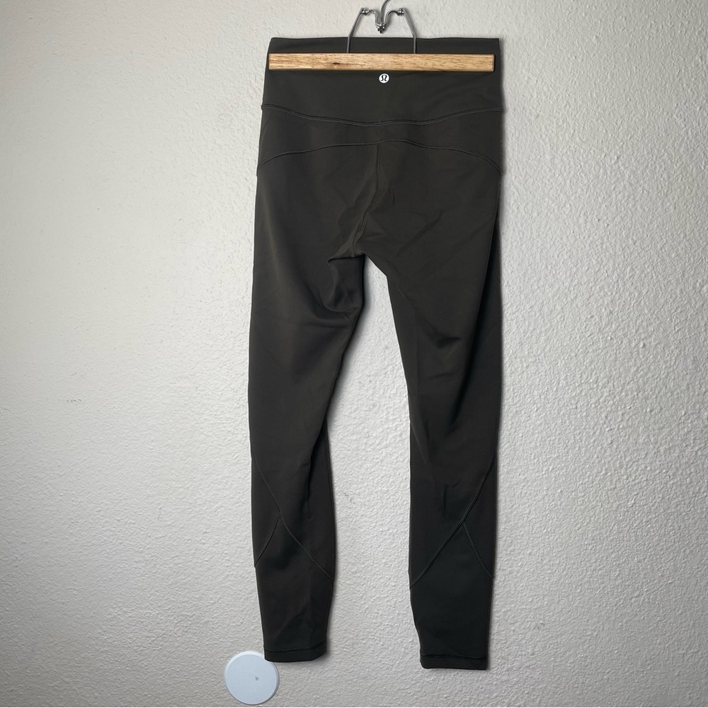 Lululemon In Motion 25” Leggings Women’s 6 Olive Green Tight Workout Athletic - Picture 6 of 11